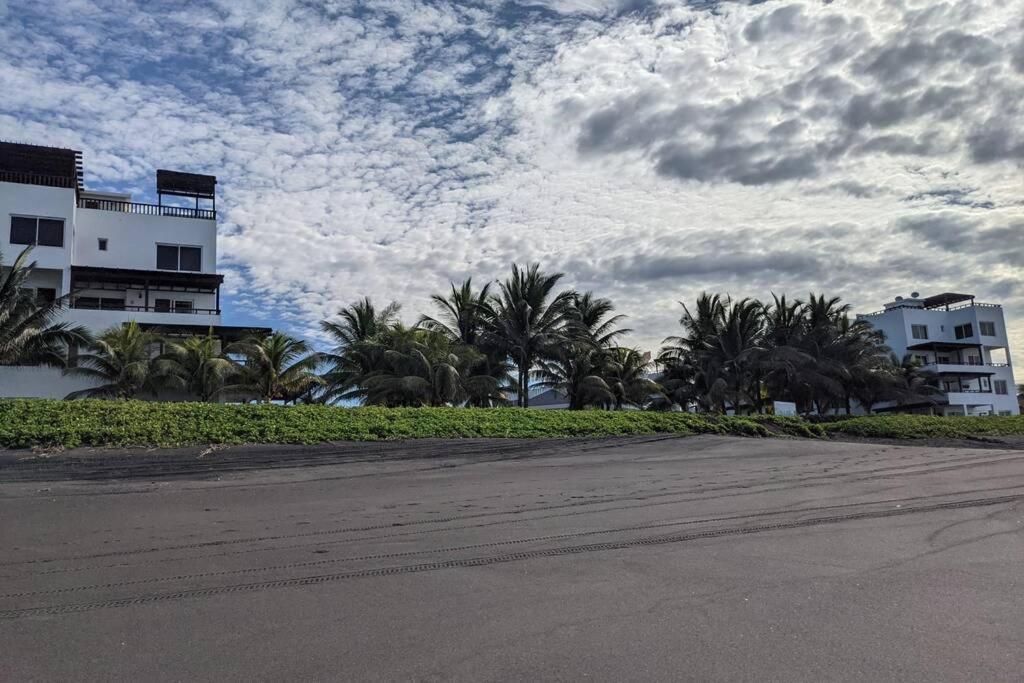 El Muelle, Hermoso Y Comodo Apartamento Monterrico Exterior foto